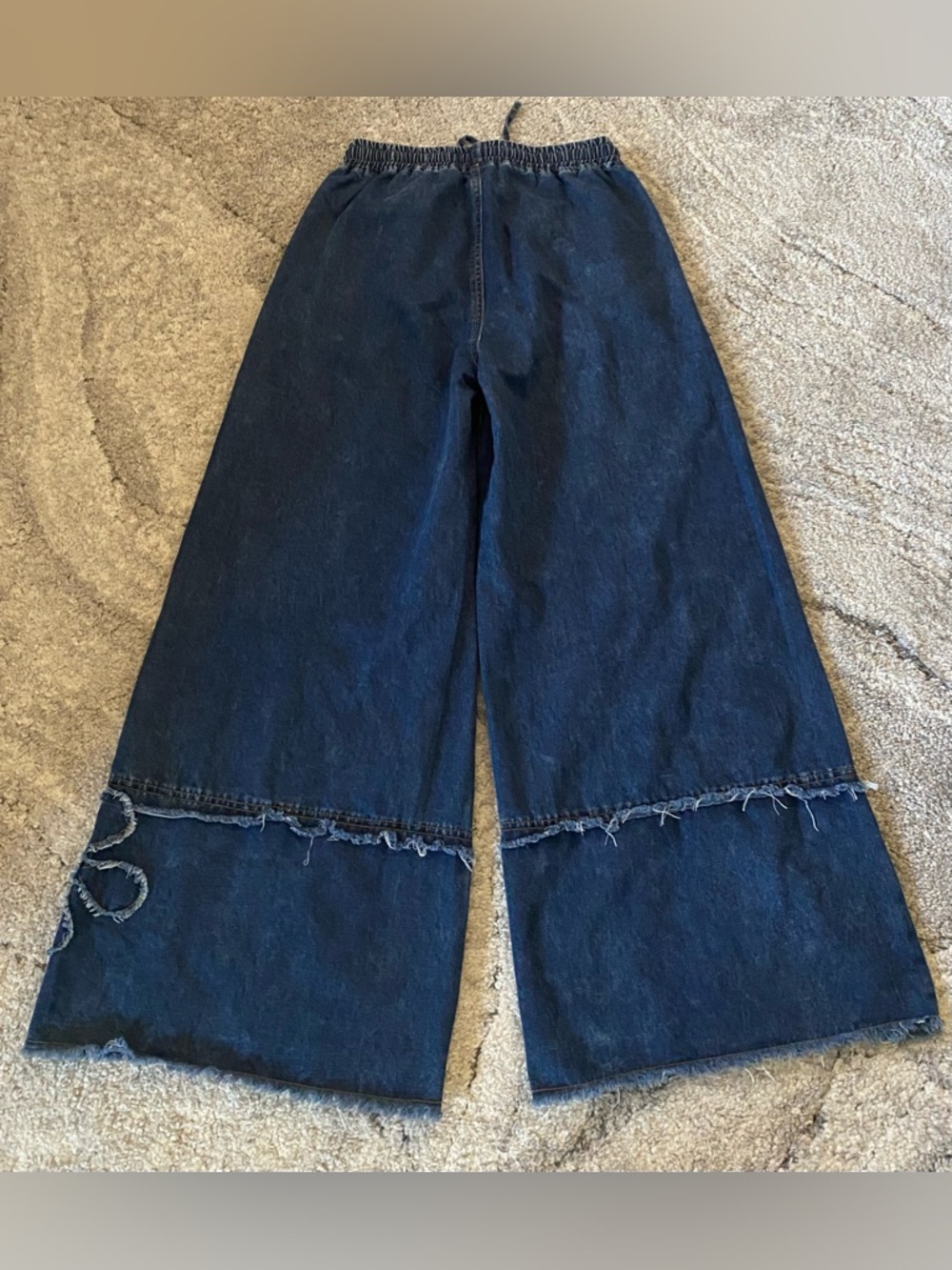 Wide Leg Floral Patchwork Boho Distressed Denim, Size S 🌸☮️ - Picture 6 of 7